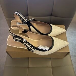 Steve Madden Black and Cream Slingback Heels